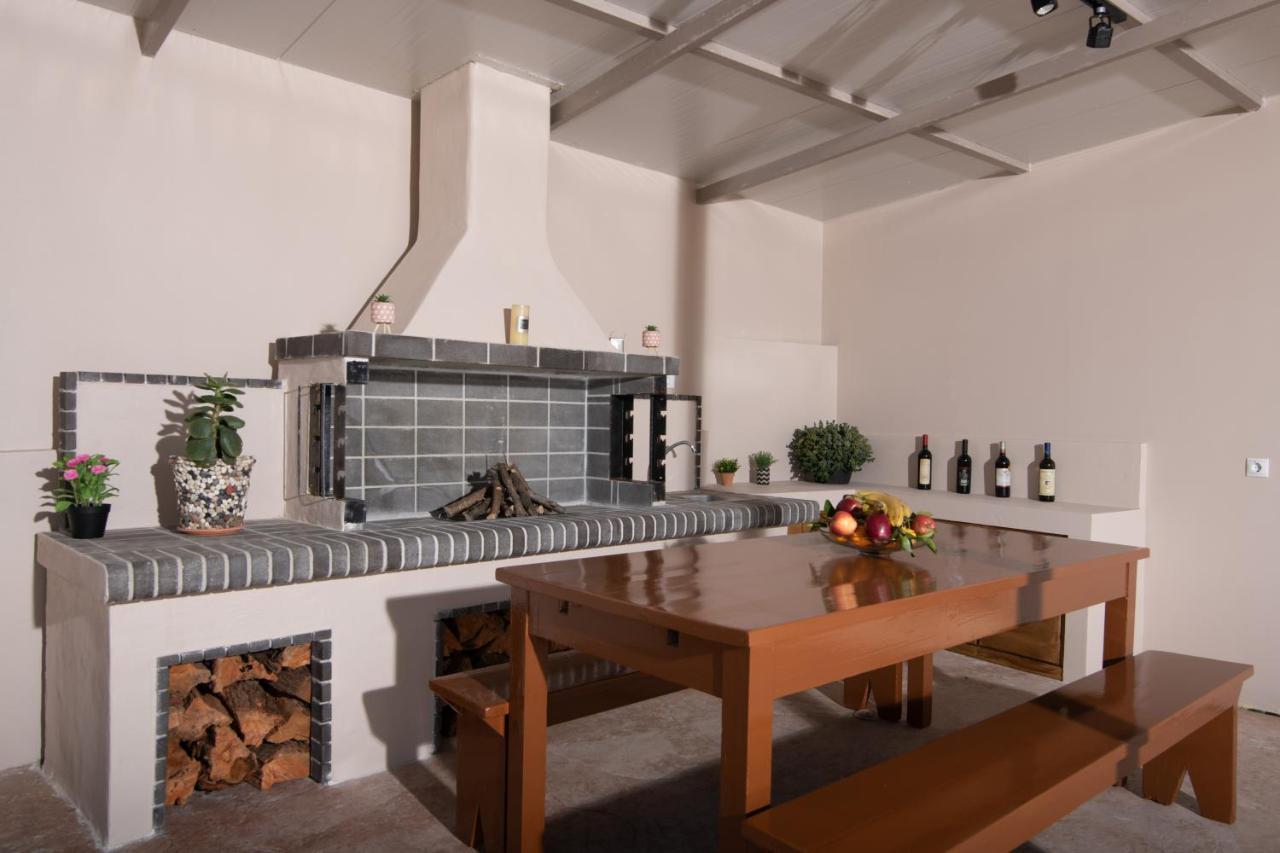 Cinque Terre Kamelia Apartment ไซคิย์นธอสทาวน์ ภายนอก รูปภาพ